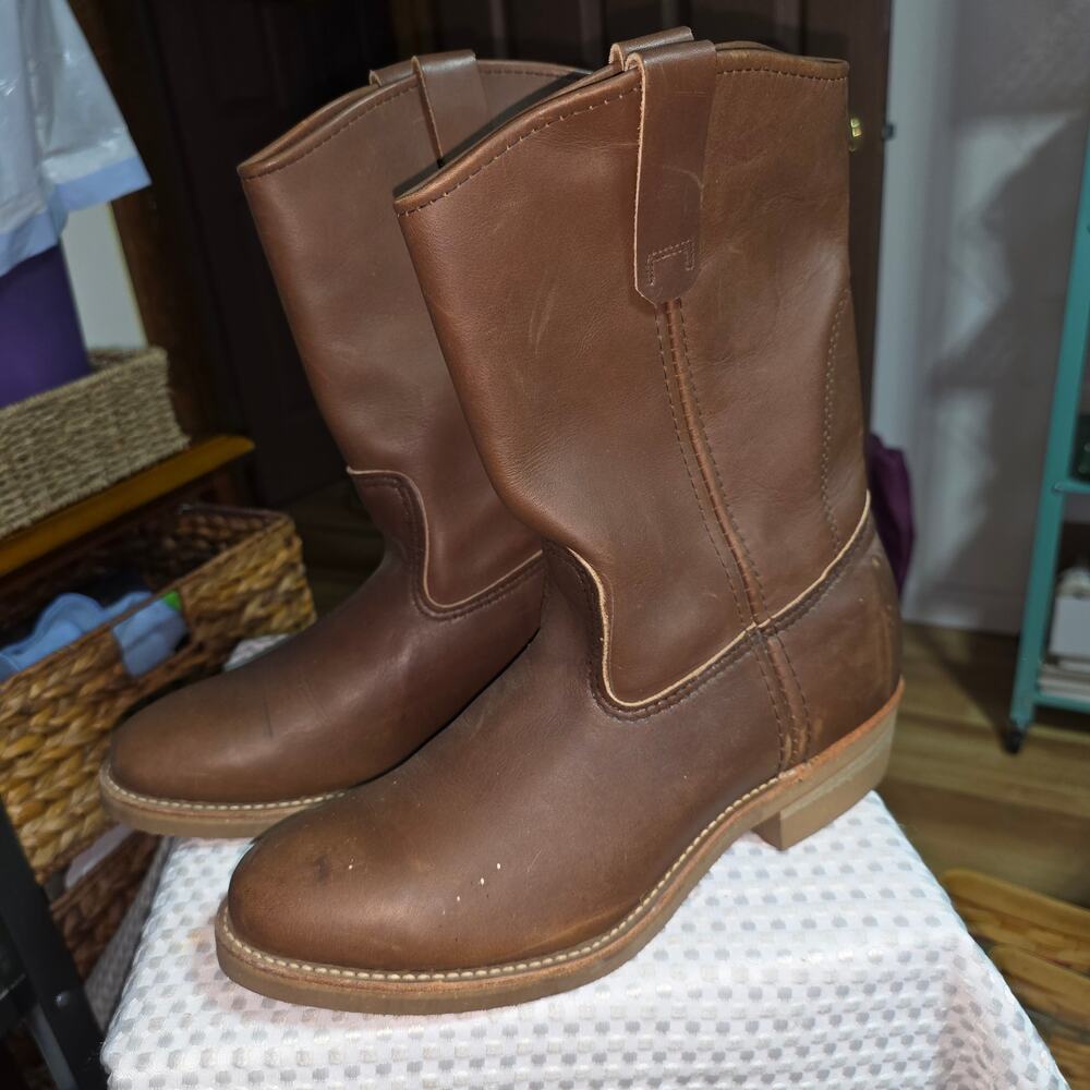 RED WING MENS SZ 8.5  11" NAILSEAT SOFT TOE PULL ON LEATHER BOOTS
